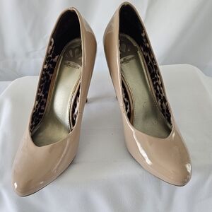 Women's Nude Patent Leather Pumps